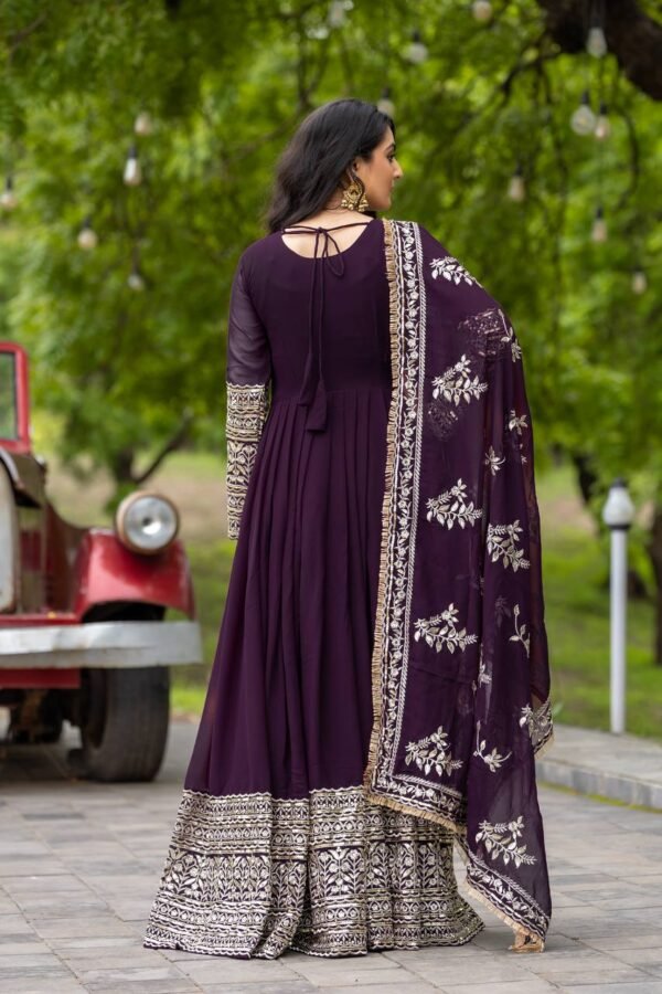 Royal Orchid Gown Lehenga - Image 2