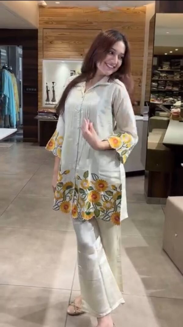 Komal Kalidar Co-Ord