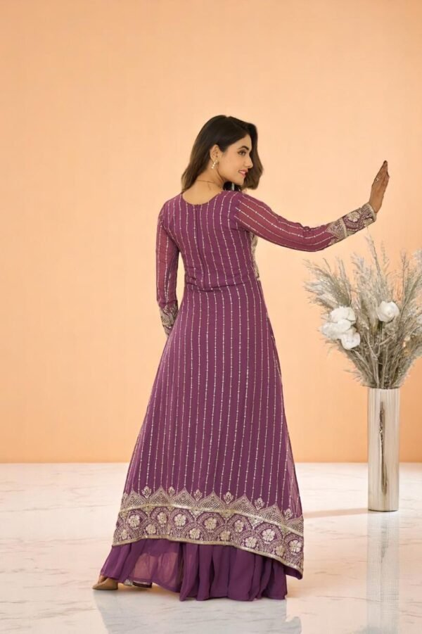 Rajnandini Lehenga Set - Image 4